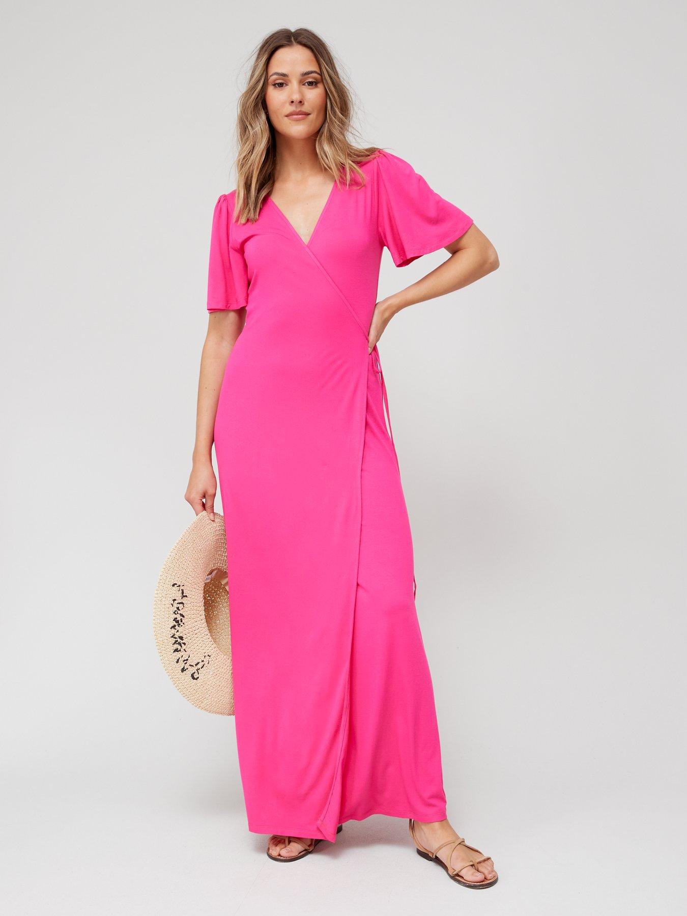 Maxi dress hot sale ruffle sleeve