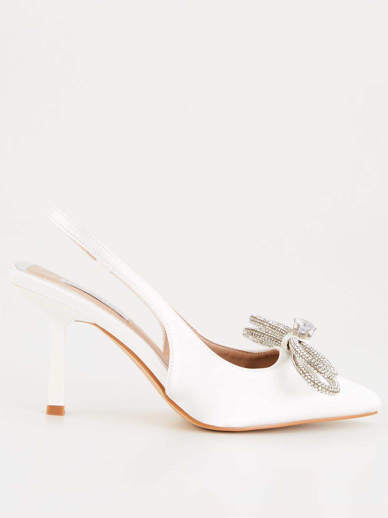 Wide ivory wedding discount shoes