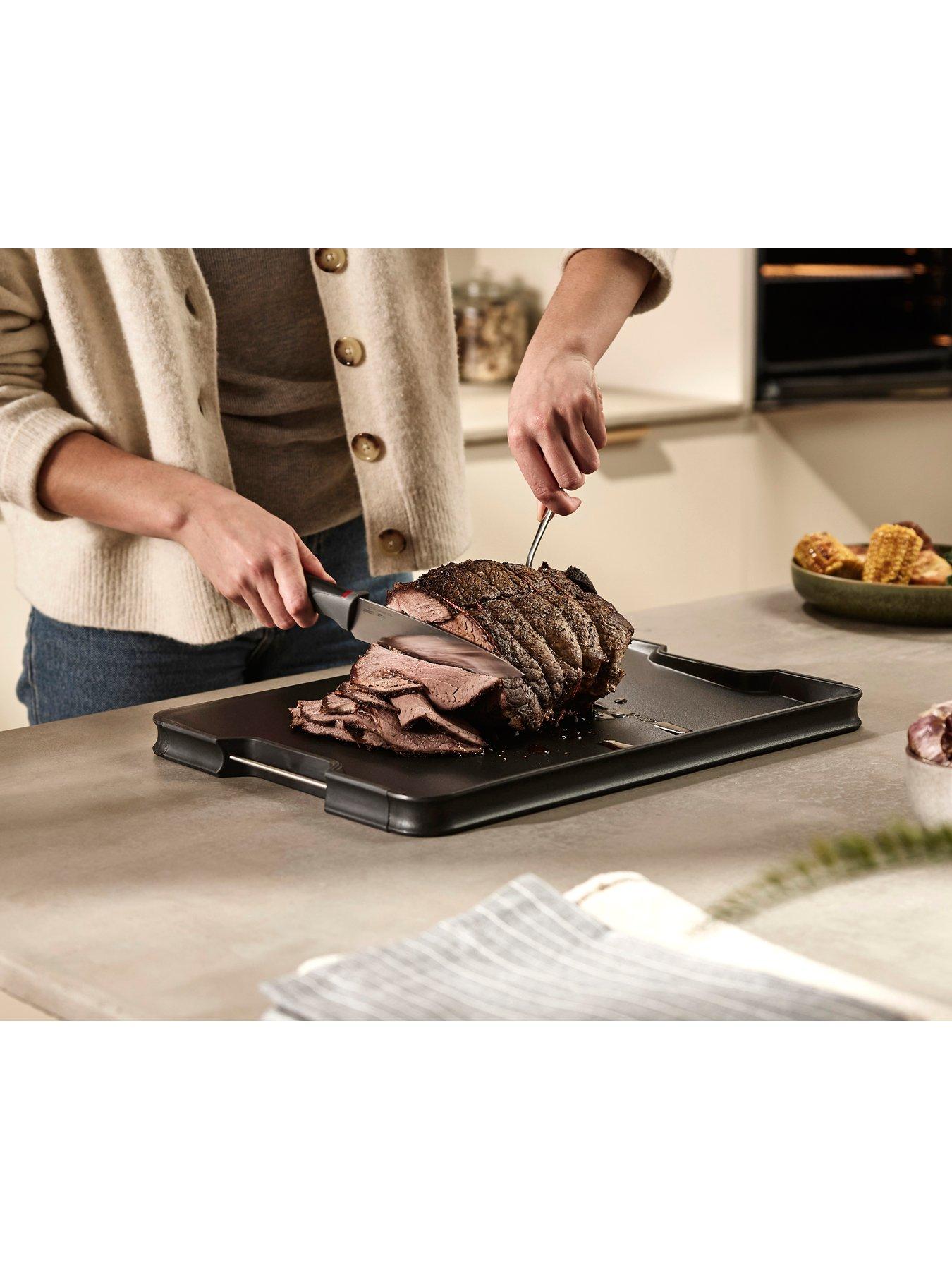 Image 3 of 8 of Joseph Joseph Large Cut &amp; Carve Plus &ndash; Black