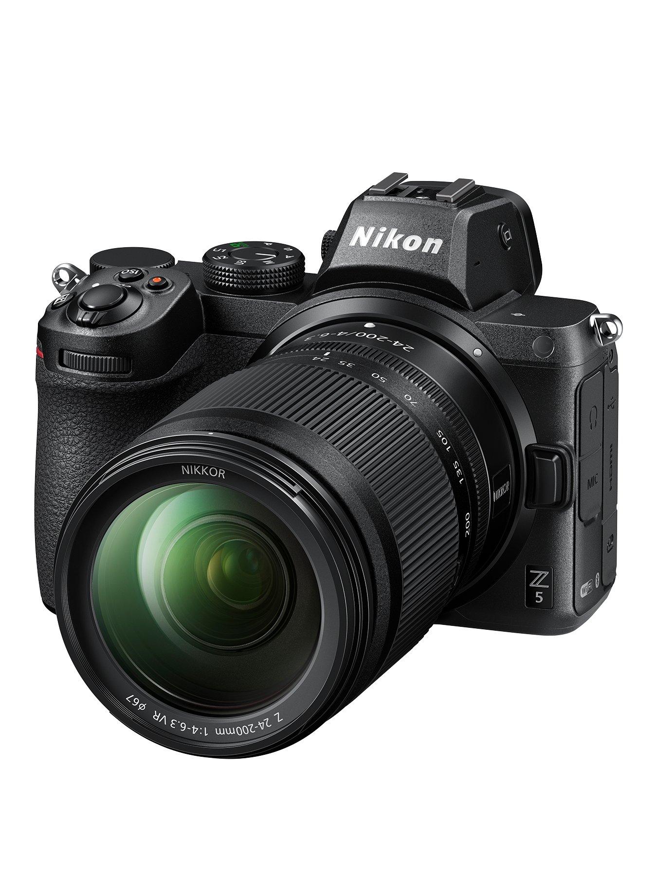 Nikon Z 5 Mirrorless Camera + 24-200 f/4-6.3 Lens Kit