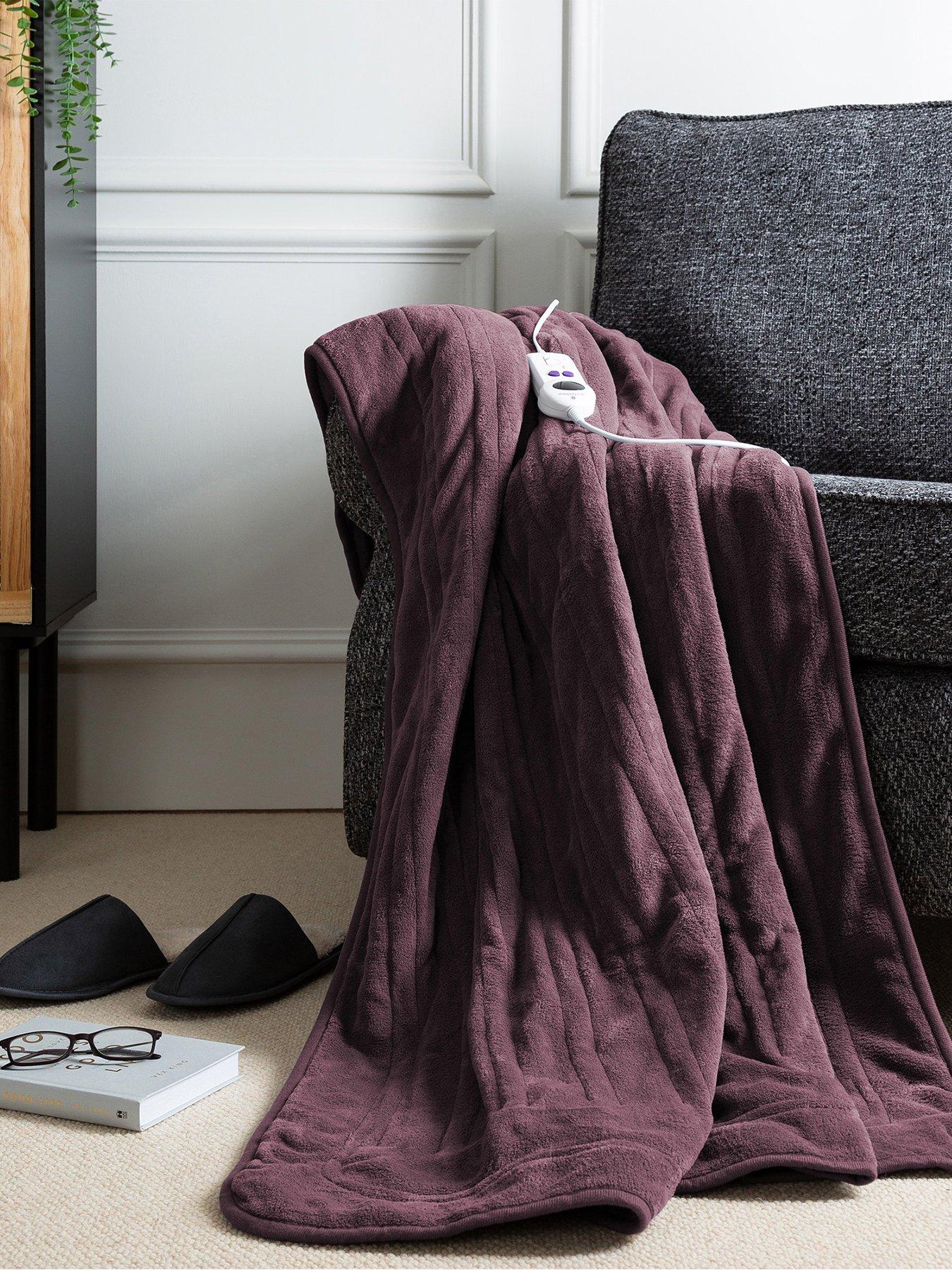 Image 3 of 6 of Slumberdown Comfy Hugs Heated Throw in Plum