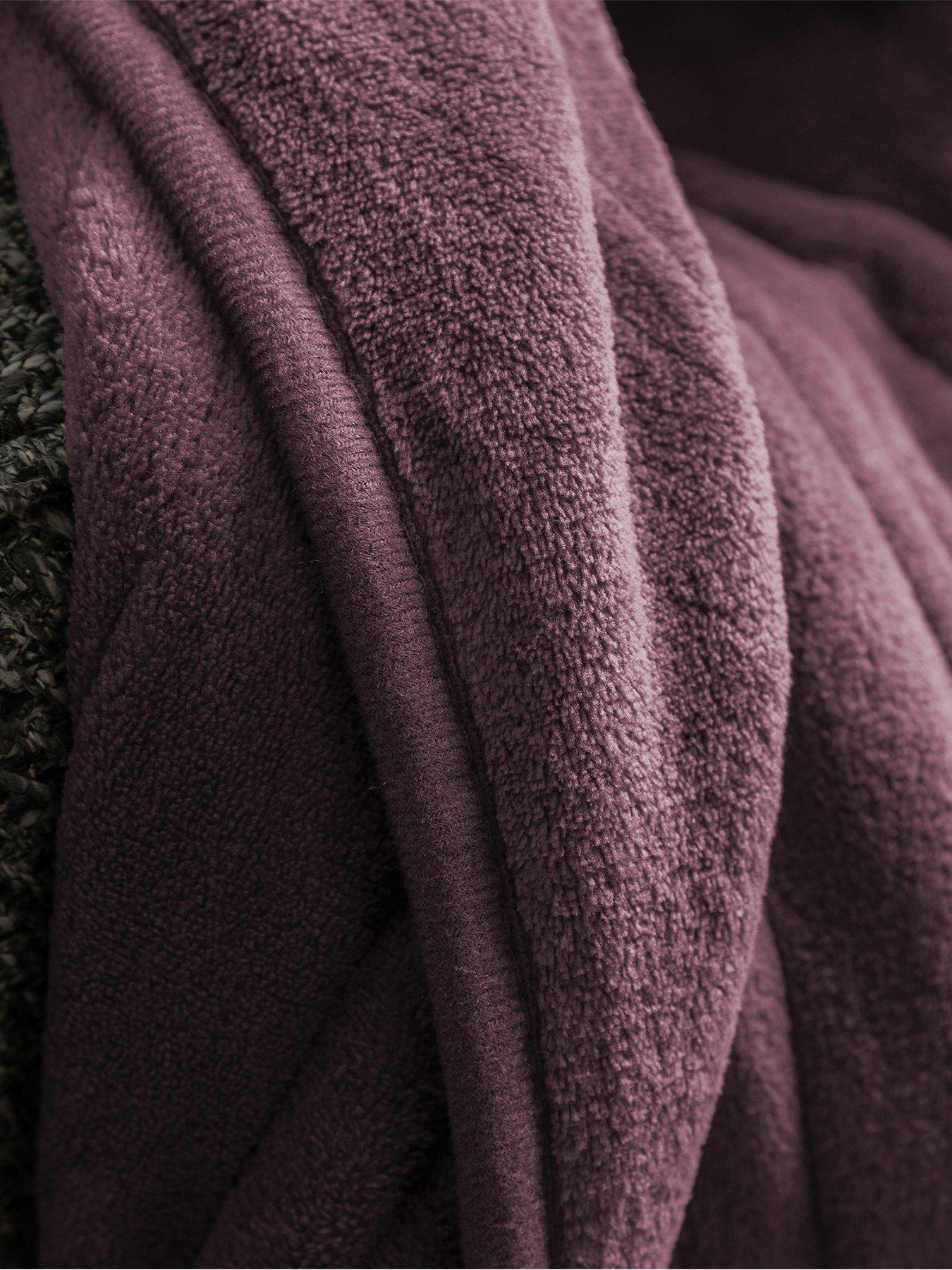 Image 5 of 6 of Slumberdown Comfy Hugs Heated Throw in Plum
