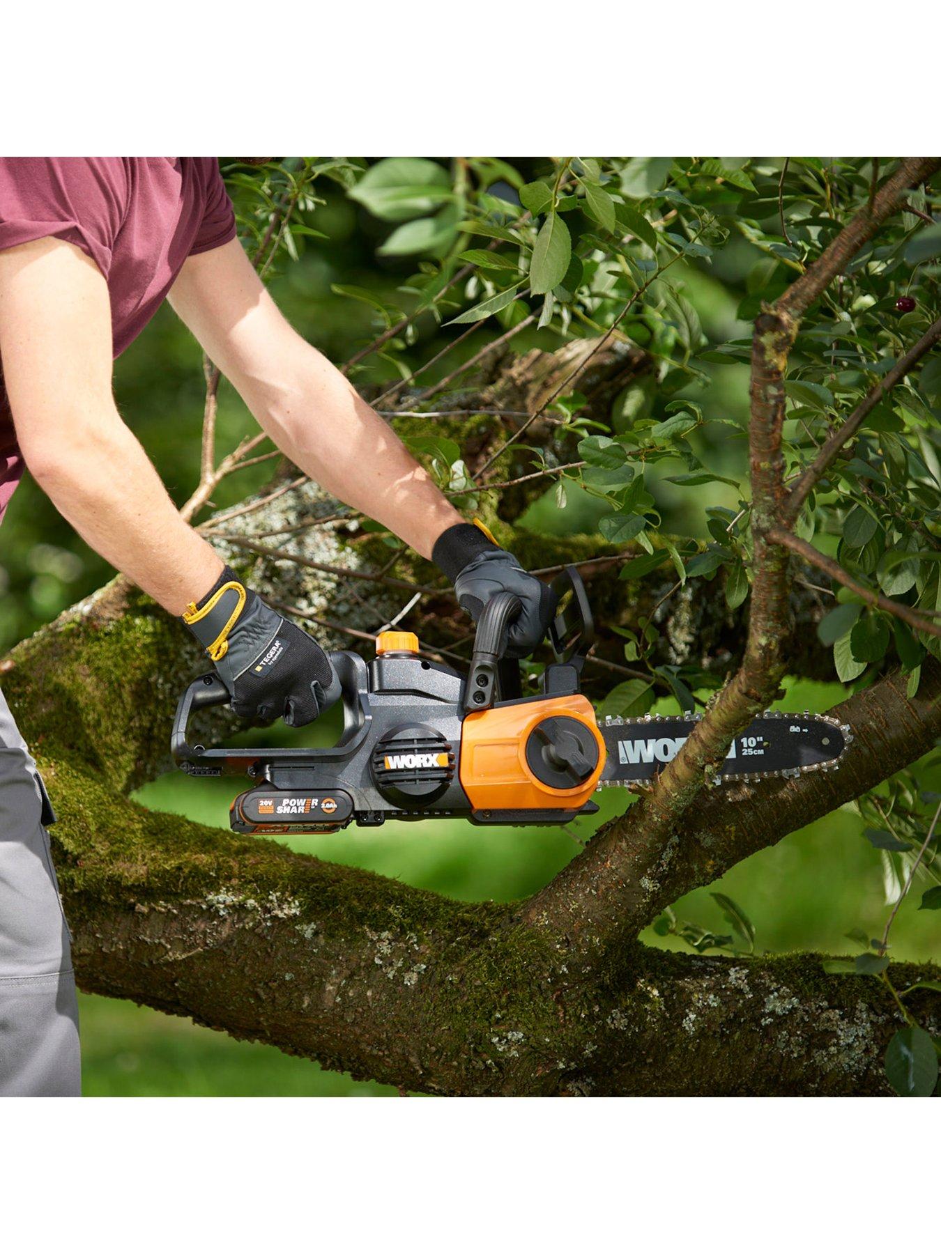Worx WG322E 20V Cordless Compact Chainsaw Very