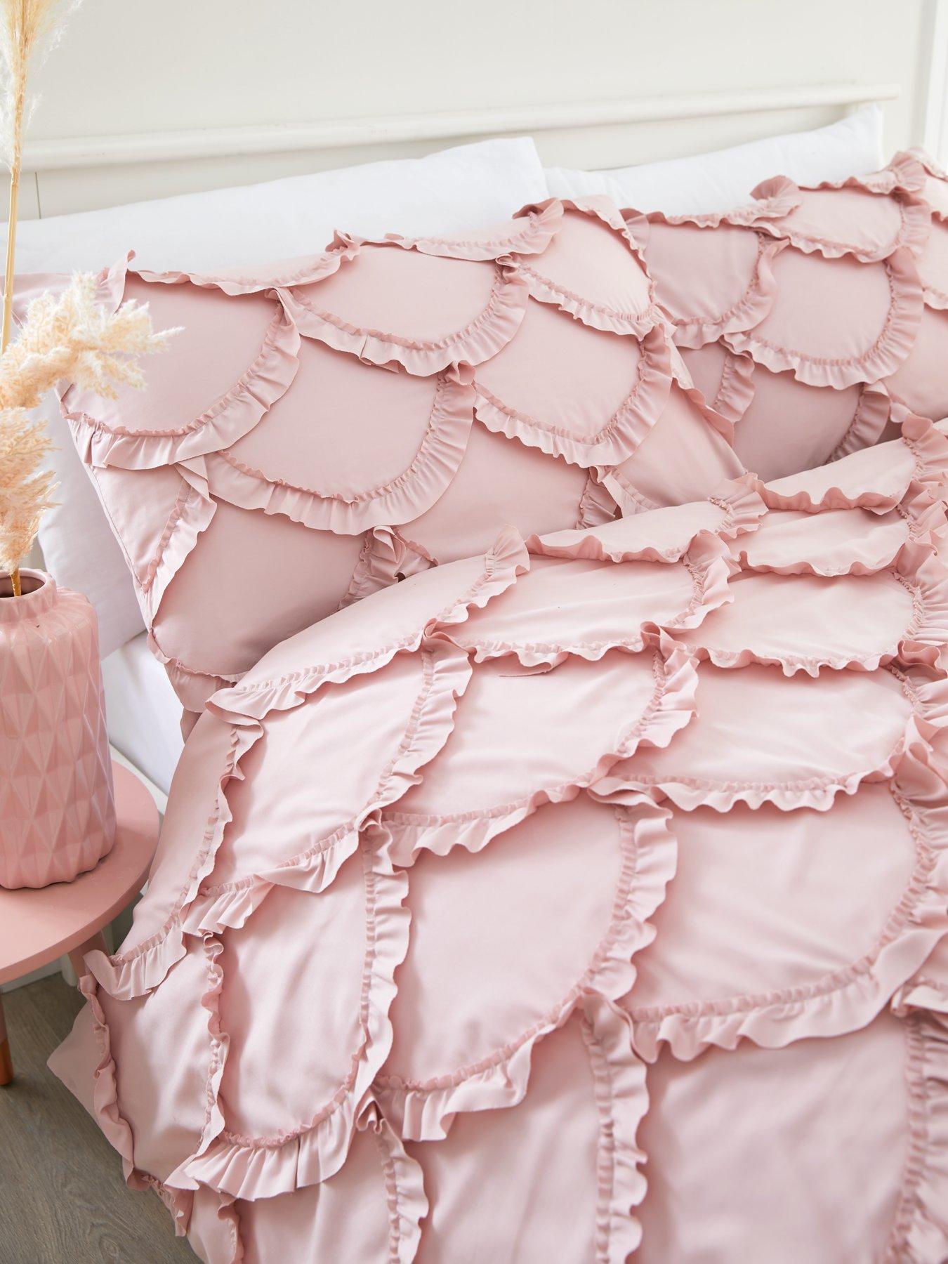 Image 4 of 5 of Very Home Scallop Edge Duvet Set - Pink