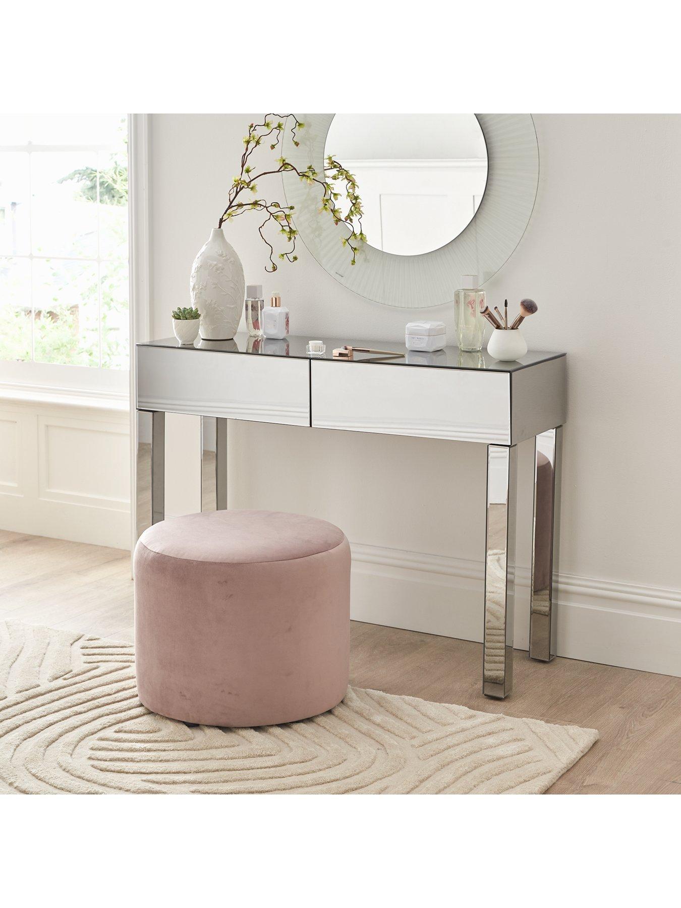 Slim mirrored dressing deals table