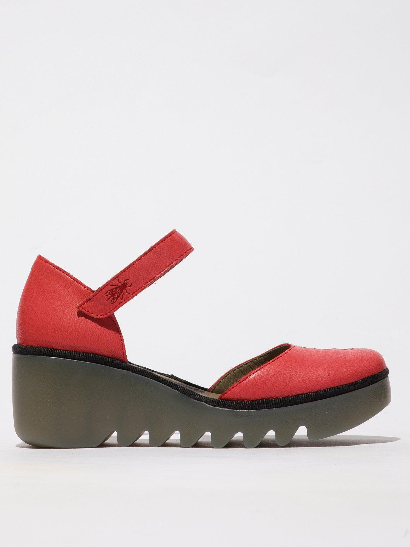 fly-london-ceralin-wedge-shoe-raspberry