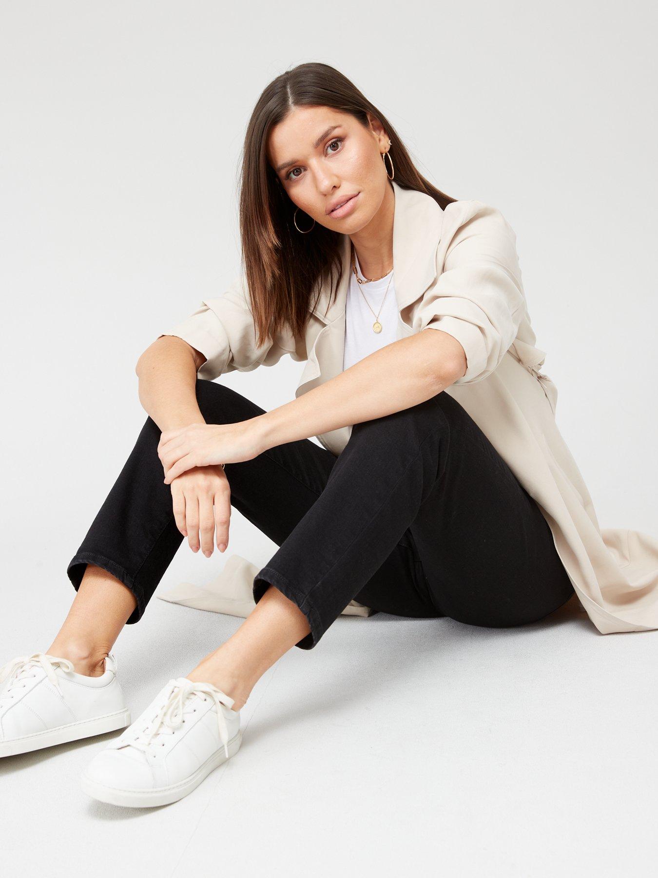 Image 6 of 6 of Everyday Authentic Straight Leg Jeans With Stretch - Black&nbsp;