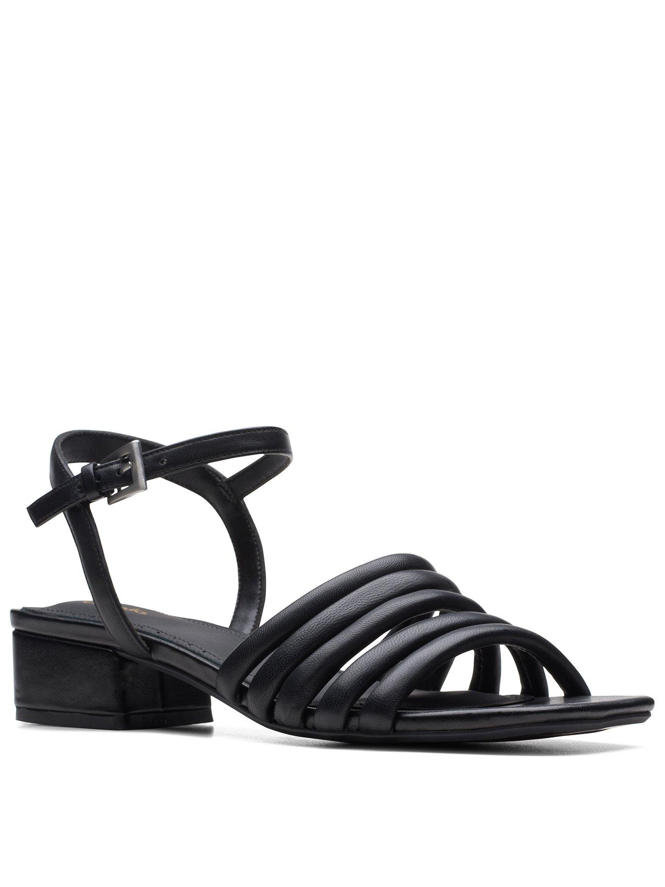 Clarks block hot sale heel sandals