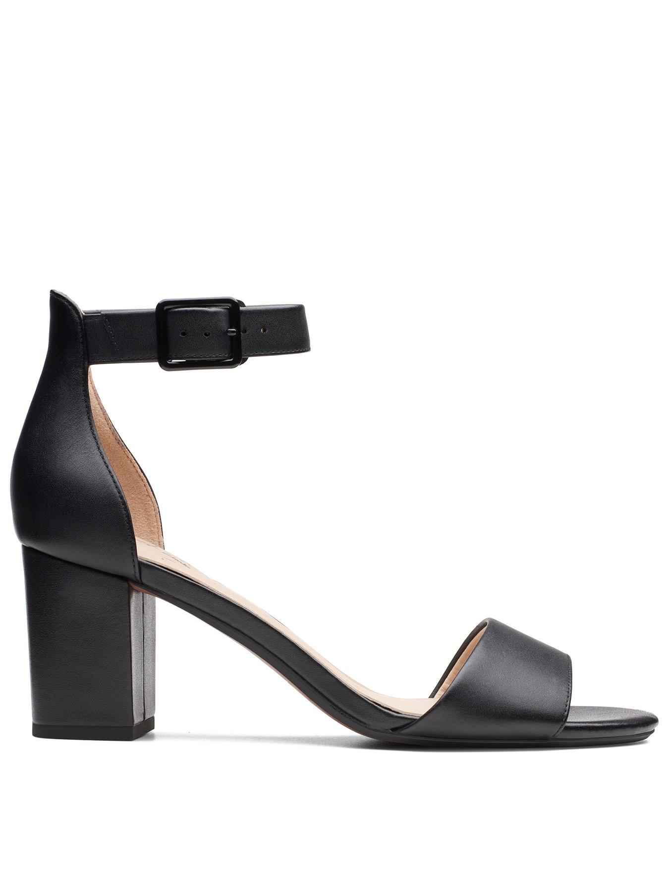 Clarks Deva Mae Heeled Sandals Black Leather Uk 0993