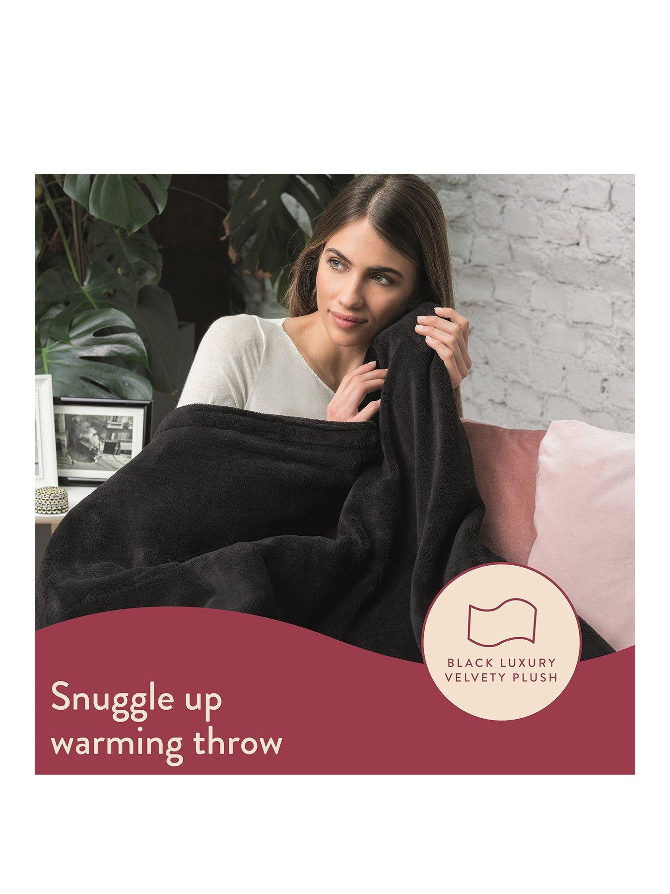 Image 2 of 8 of Dreamland Snuggle Up Large Electric Warming Throw - Black