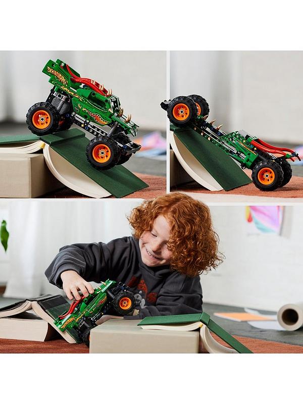 Image 6 of 7 of LEGO Technic Monster Jam Dragon Truck 2in1 Set 42149