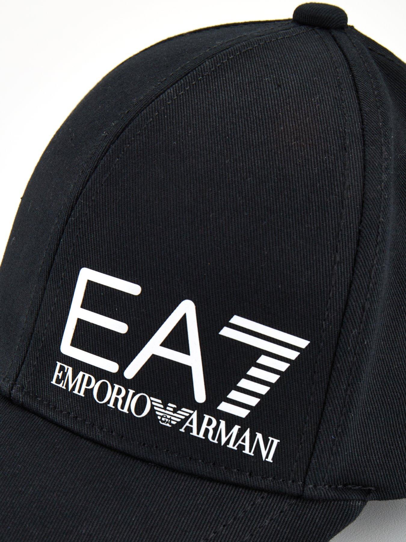Train Core Logo Cap Black White