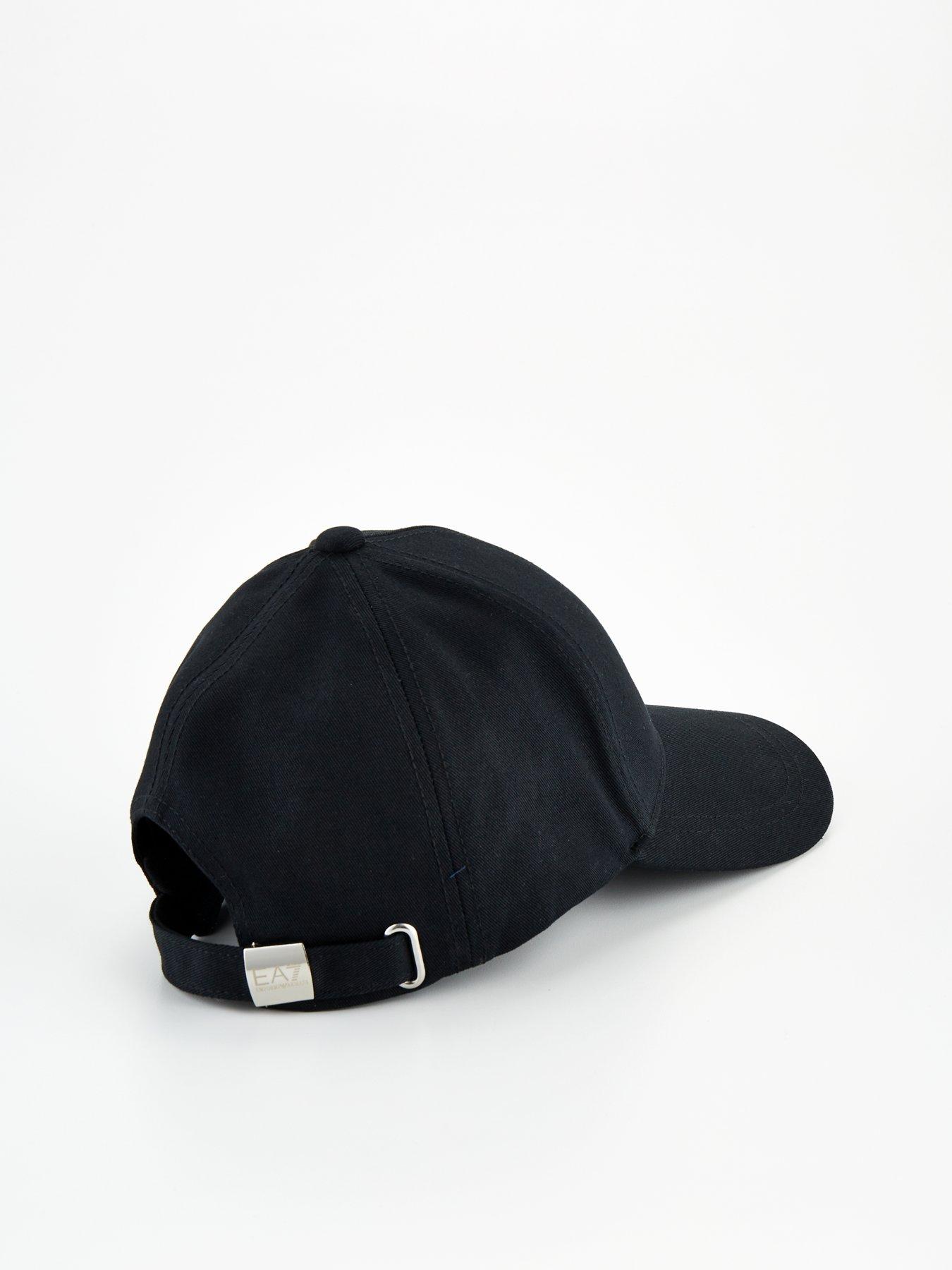 Train Core Logo Cap Black White