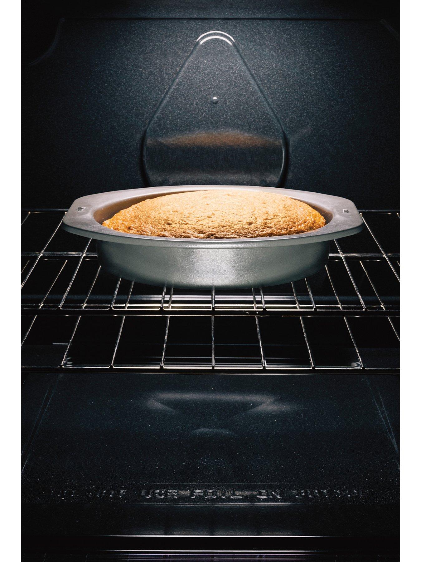 Image 4 of 7 of NINJA Foodi ZEROSTICK 8-inch Round Cake Tin