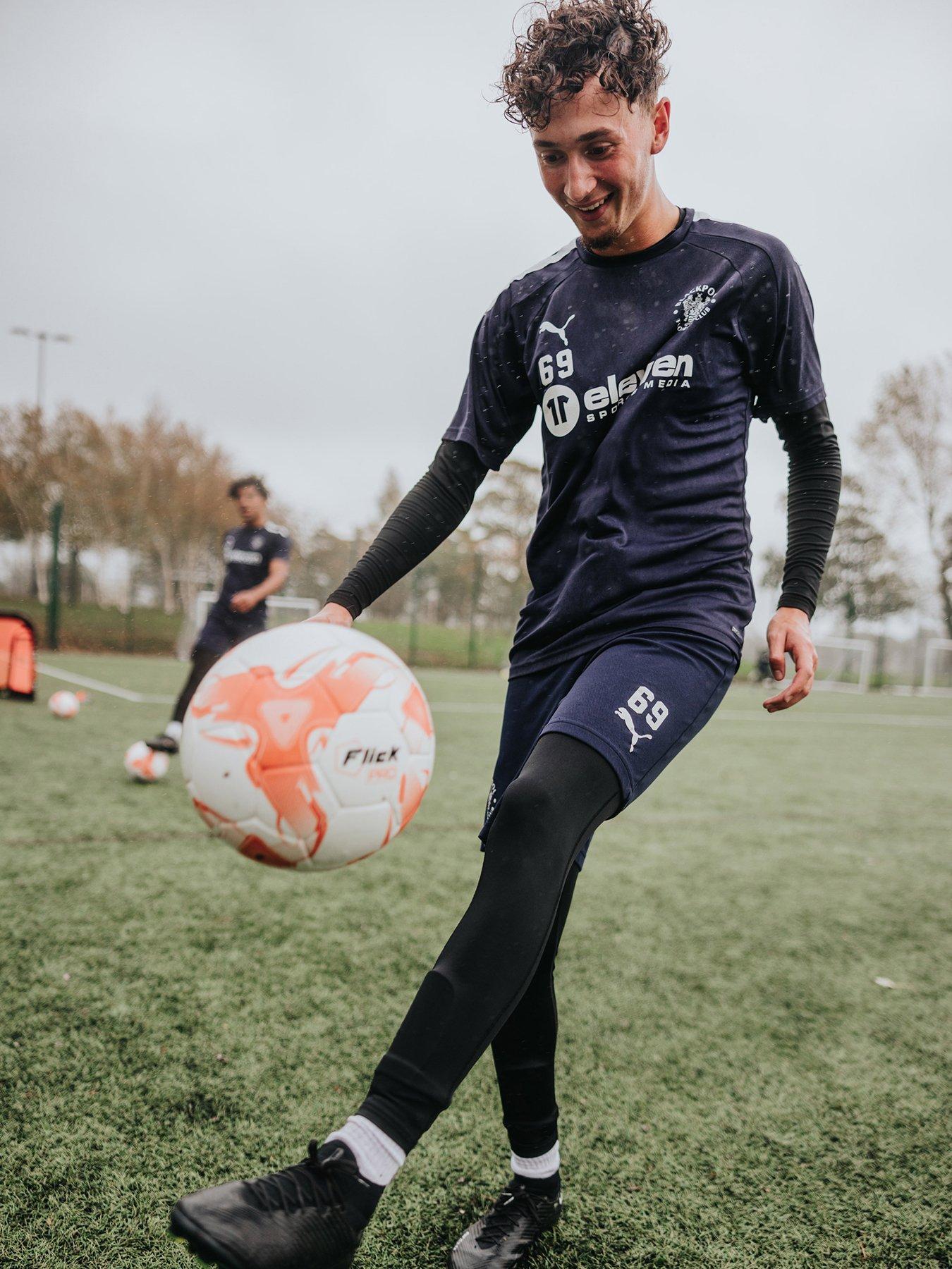 Image 4 of 5 of Football Flick Pro 90 Match Football