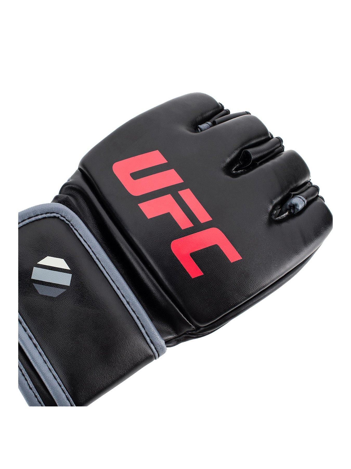 Image 2 of 5 of UFC MMA 5oz Sparring Gloves Black (S/M &amp; L/XL)