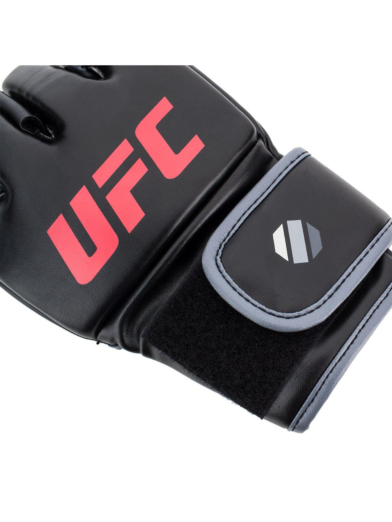 Image 4 of 5 of UFC MMA 5oz Sparring Gloves Black (S/M &amp; L/XL)