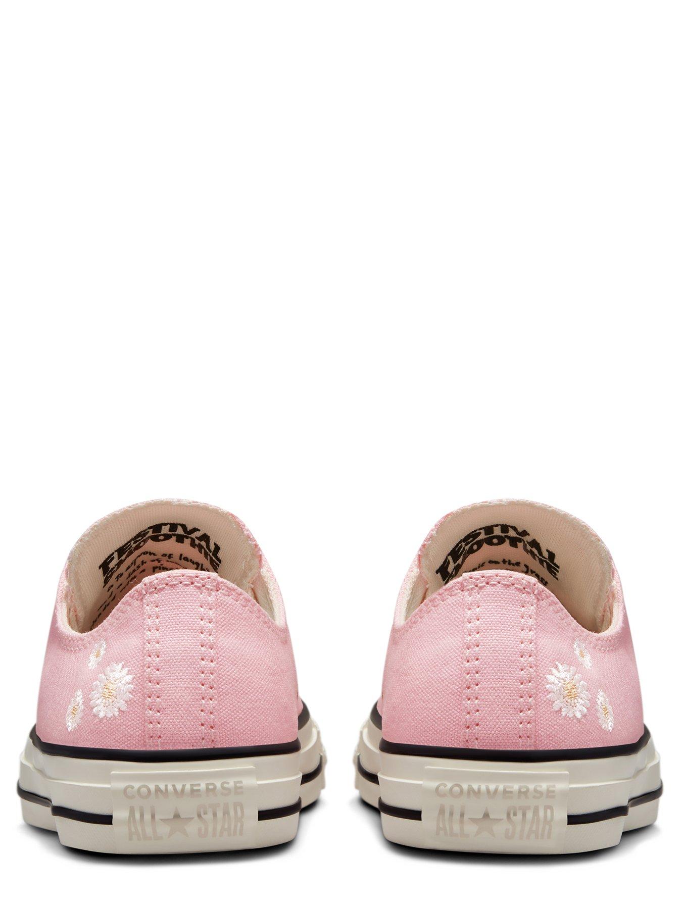 Womens converse on sale sneakers clearance