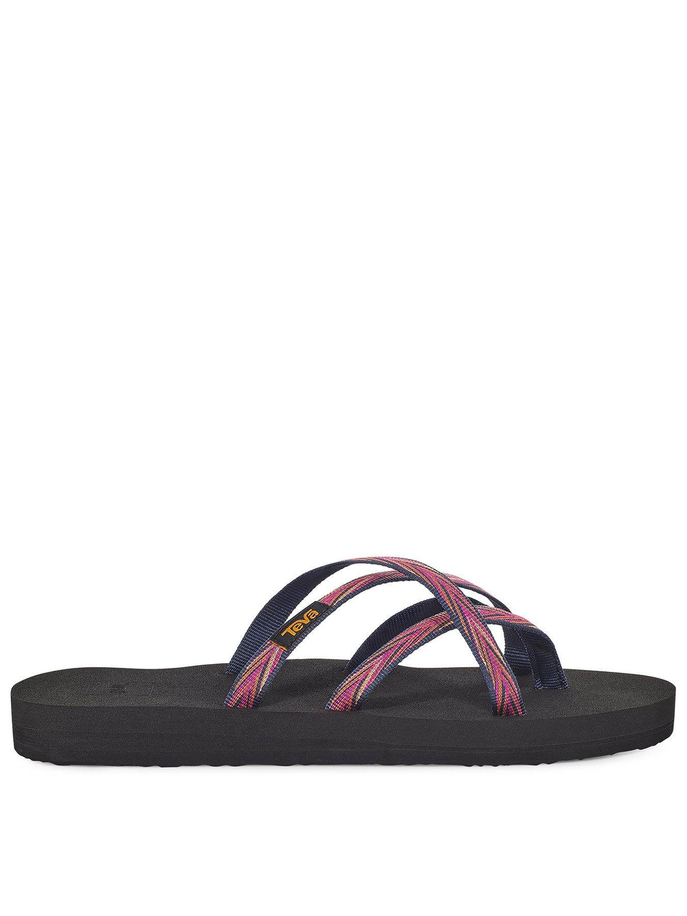 Women's Teva Olowahu Sandals - Black on Black