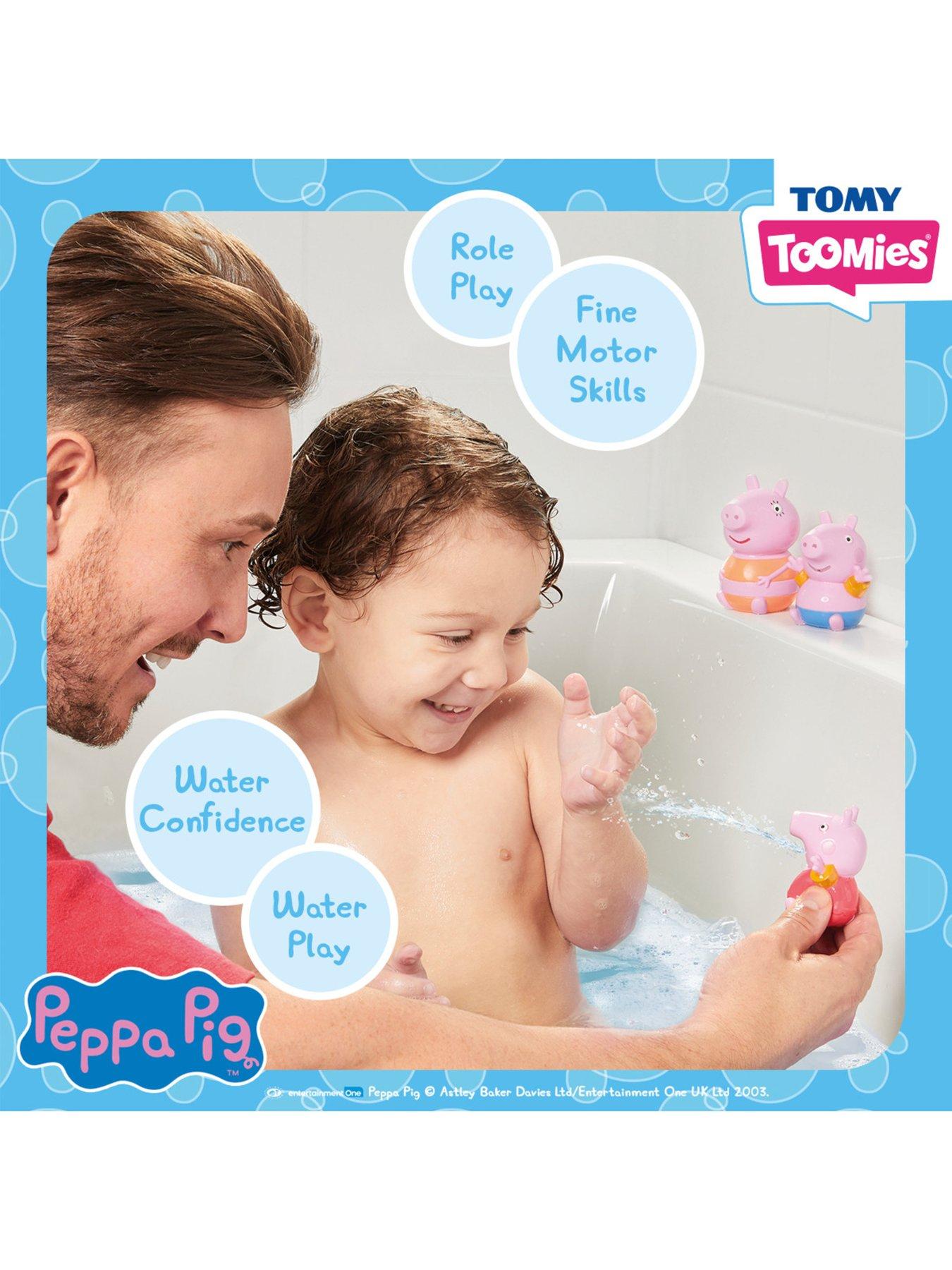 Image 2 of 5 of Peppa Pig Mummy Pig, Peppa Pig &amp; George Bath Squirters