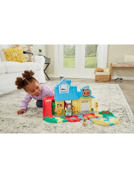 vtech-cocomelon-toot-toot-drivers-jjs-house-track-set