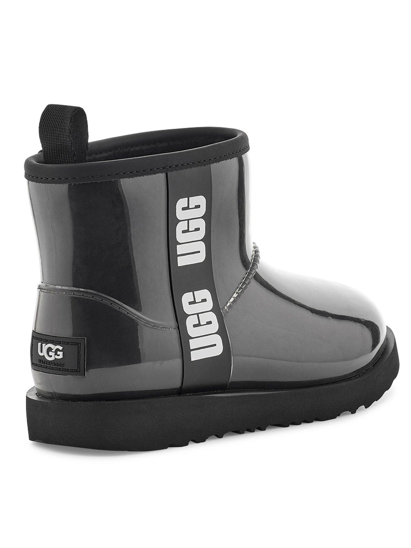 Ugg boots mini on sale 2