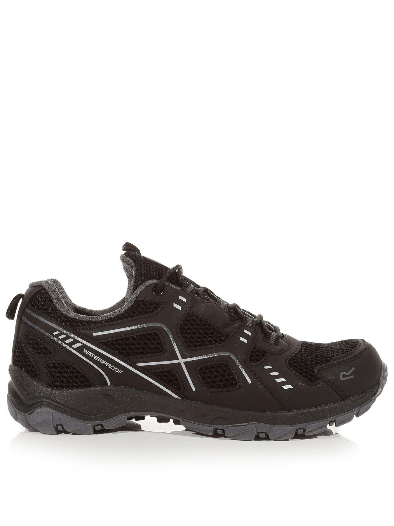 Regatta Mens Vendeavour Waterproof Walking Shoe -Black