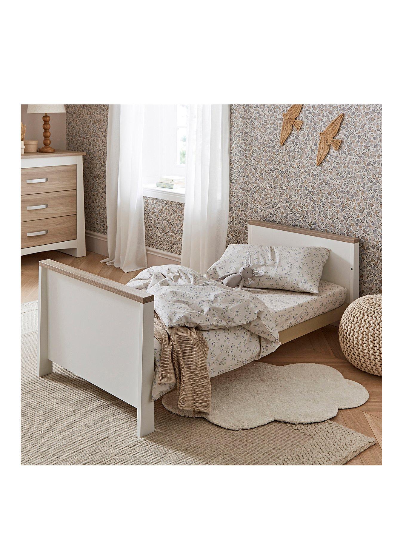 Image 3 of 7 of CuddleCo Ada 2-Piece Nursery Furniture Set - White and Ash