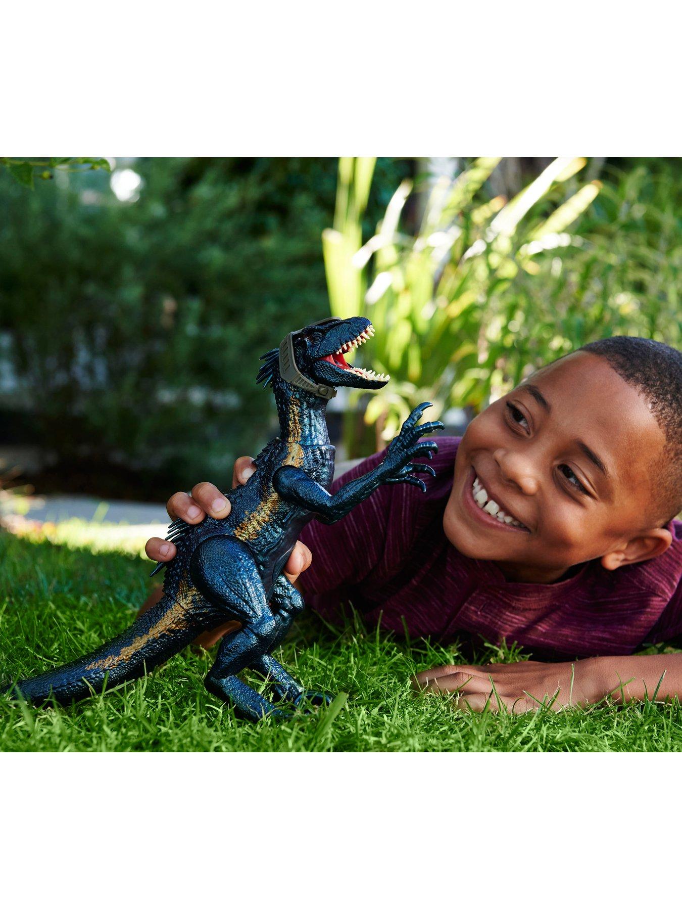 Jurassic world fallen kingdom best sale toys uk