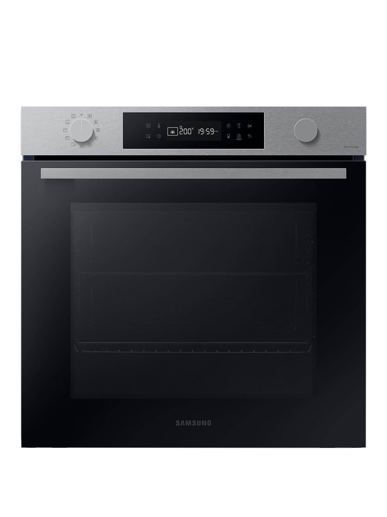 Product photograph of Samsung Series 4 Nv7b41403as U4 Electric Smart Oven - Stainless Steel from very.co.uk