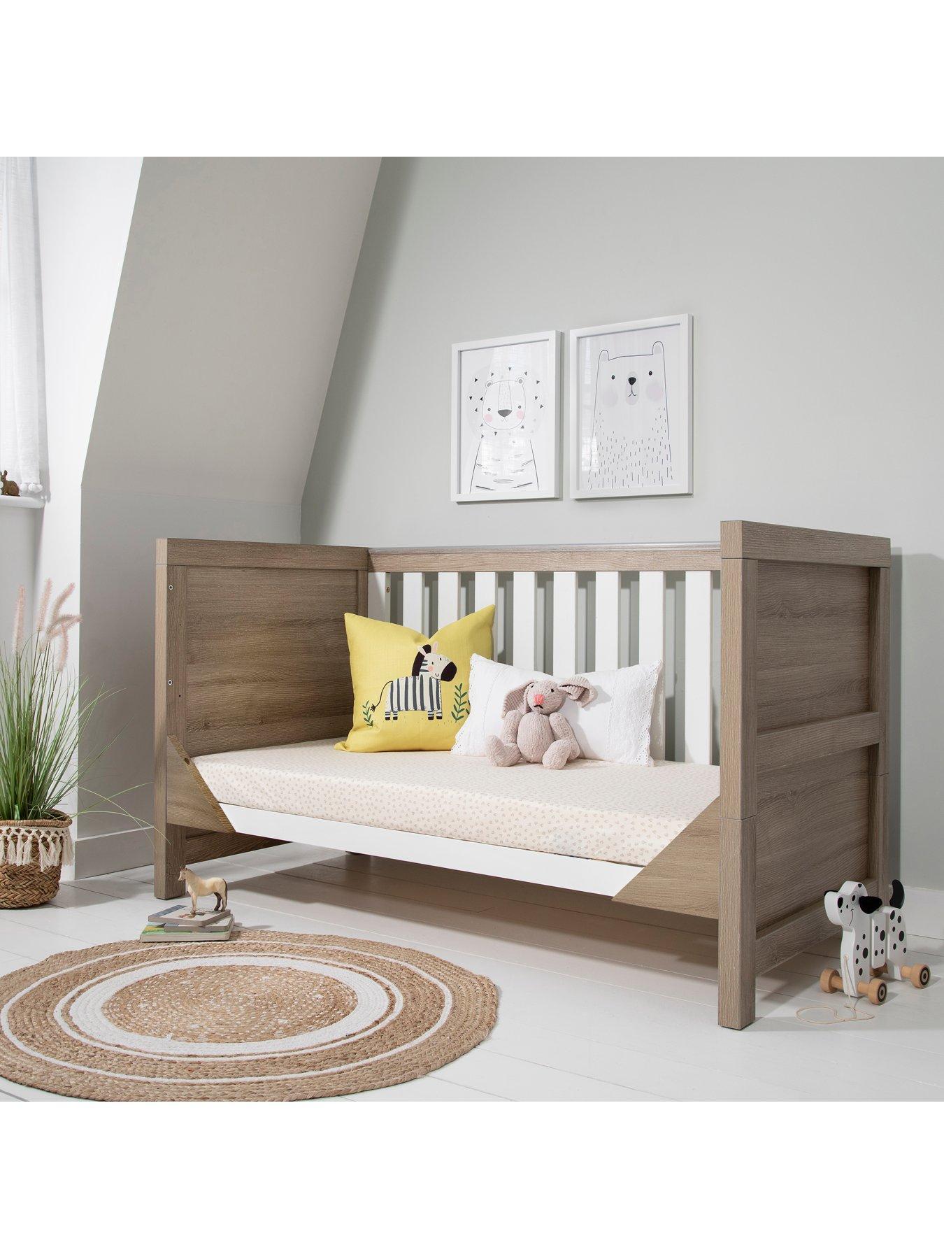 Tutti Bambini Modena 3 in 1 Cot bed White Oak Very