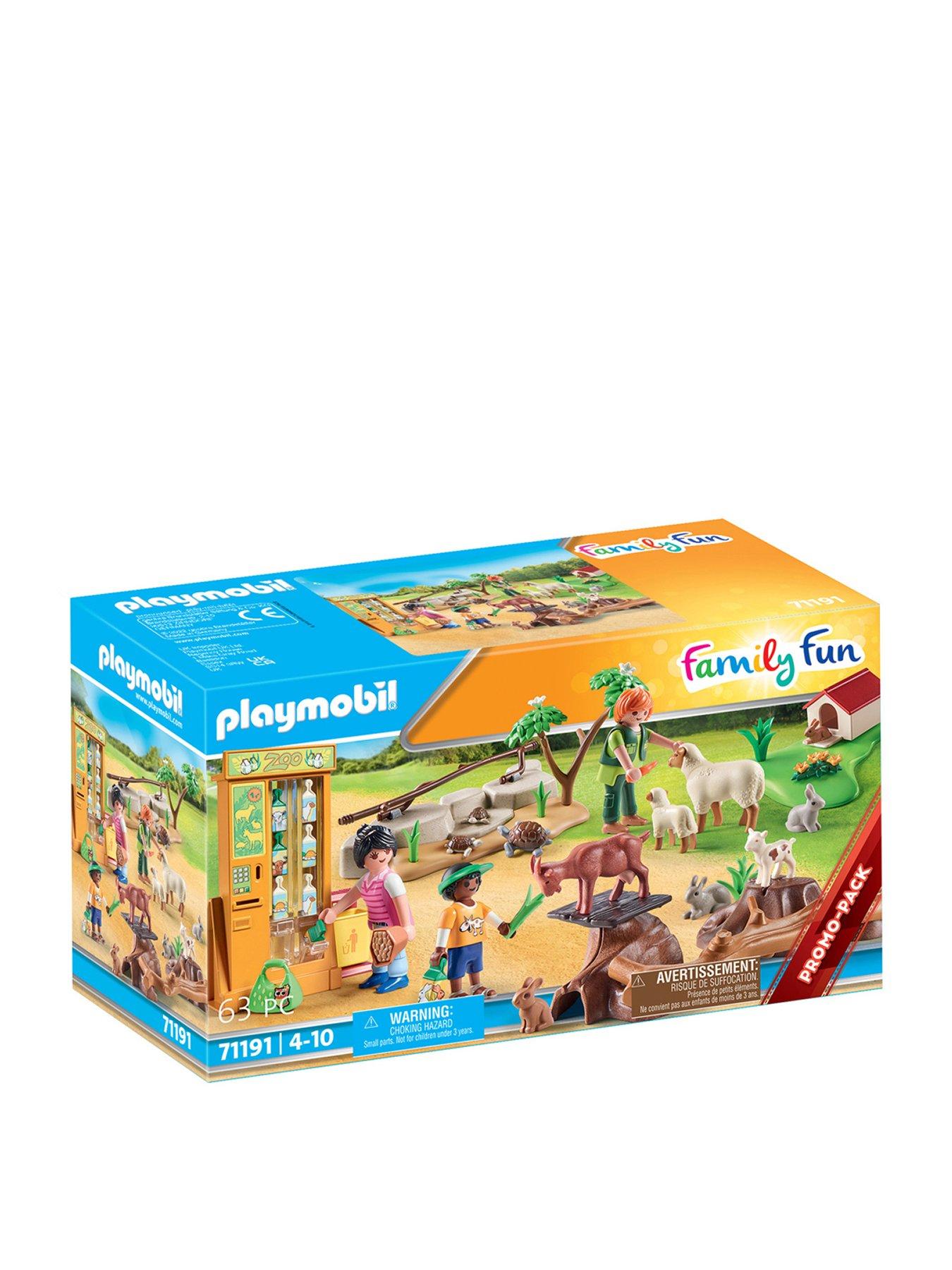 Playmobil 71191 Family Fun Petting Zoo