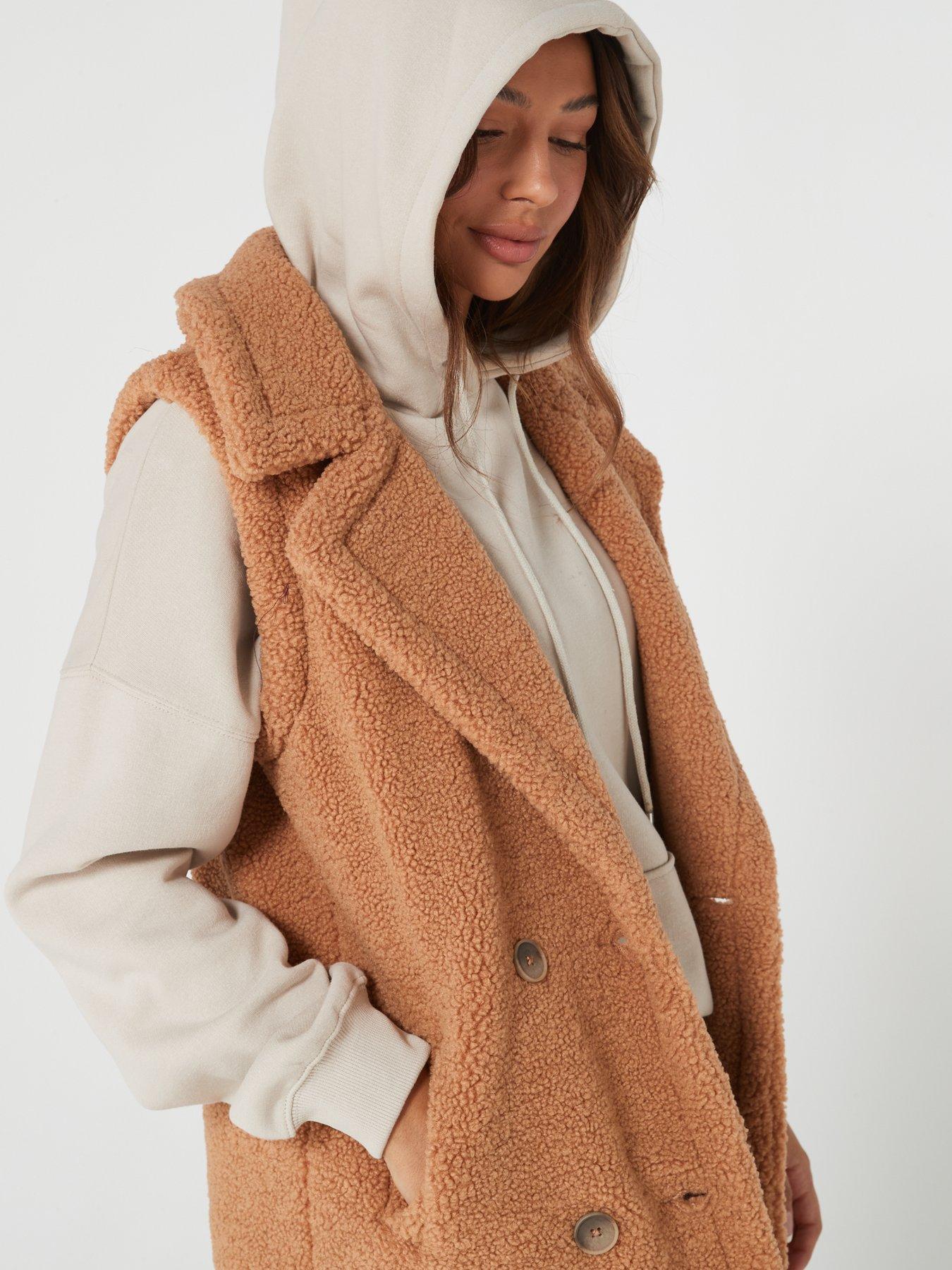 Teddy Borg Longline Gilet Light Beige