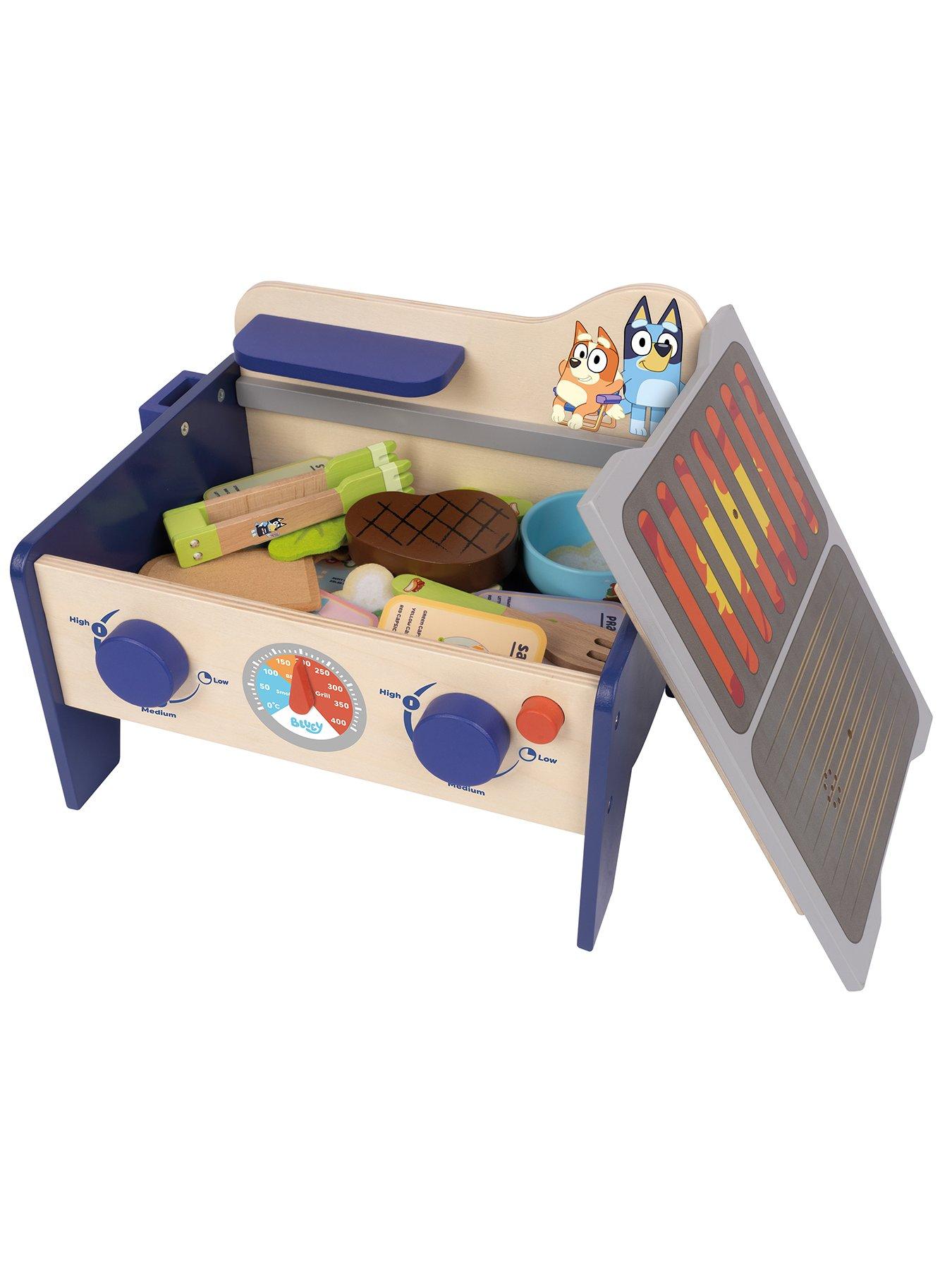 Image 4 of 6 of Bluey Wooden&nbsp;BBQ &amp; Salad Set