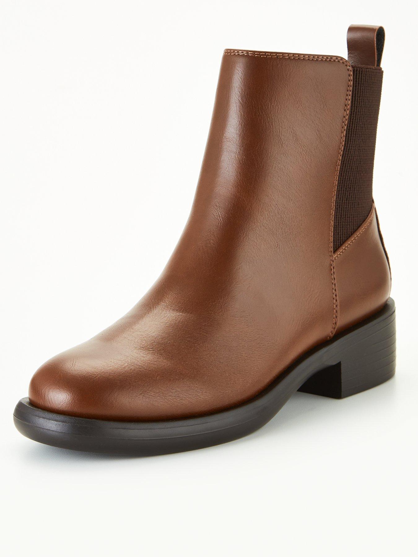 Chelsea boots hot sale very