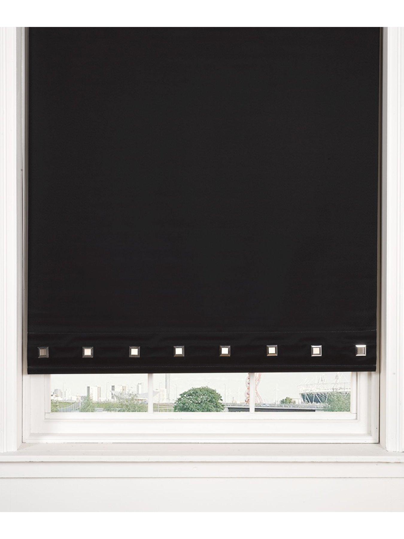 The Very Collection Plain Eyelet Roller Blind
