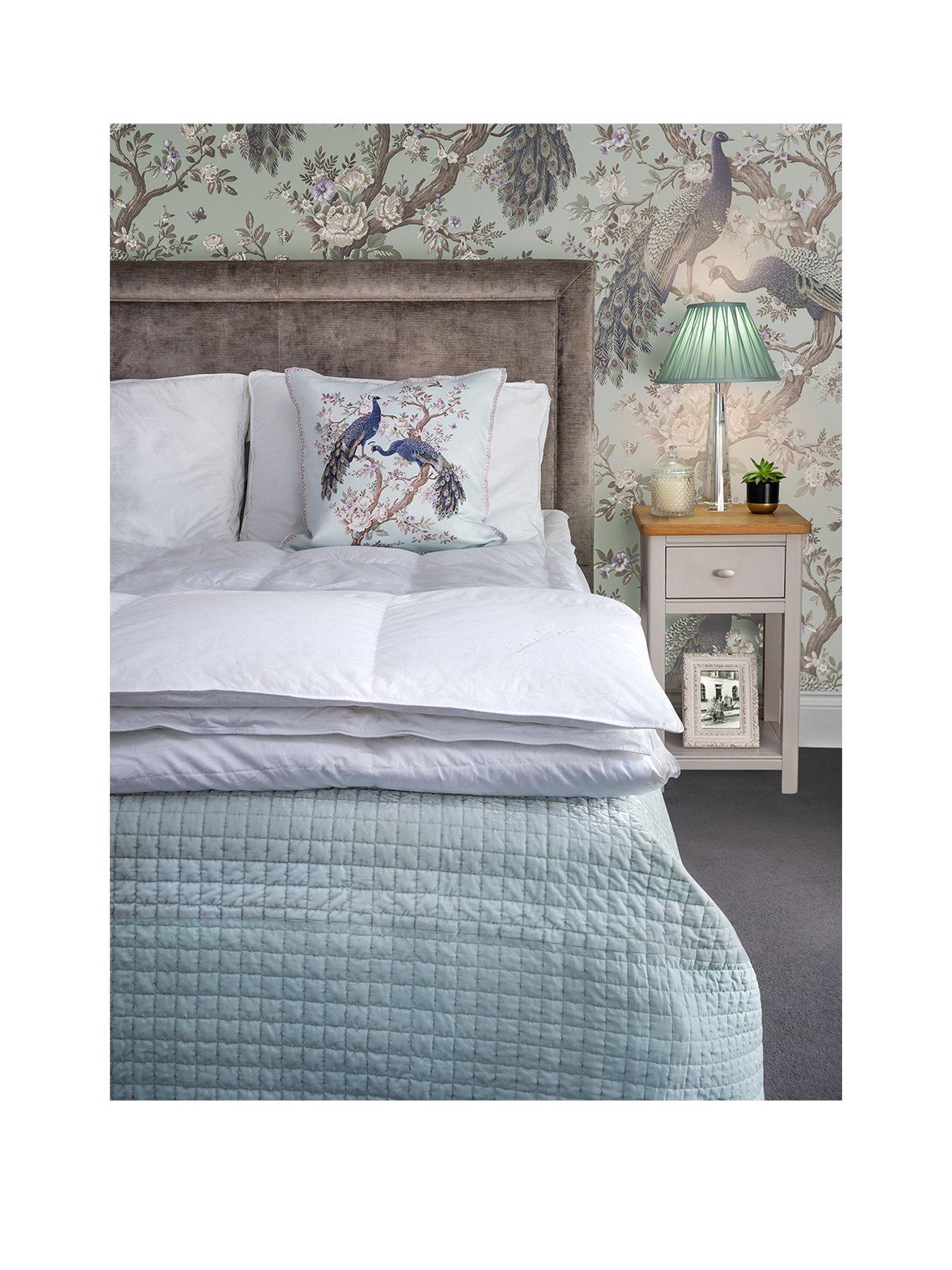 Laura Ashley Goose Feather and Down 13.5 Tog Duvet White Very