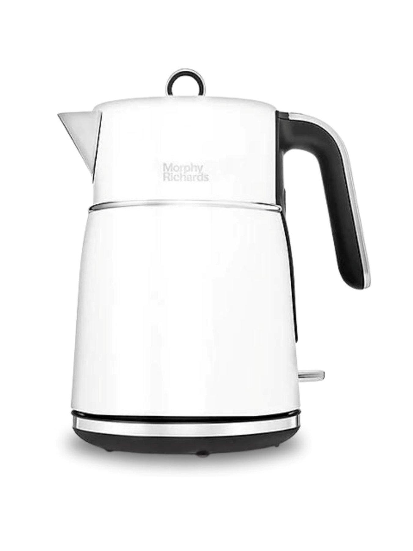 https://media.very.co.uk/i/very/VERMT_SQ1_0000000013_WHITE_SLf/morphy-richards-signature-matt-kettle--nbspmoonlight-white.jpg?$180x240_retinamobilex2$