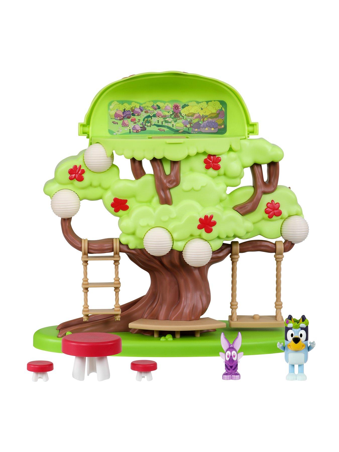 Tree store house playset