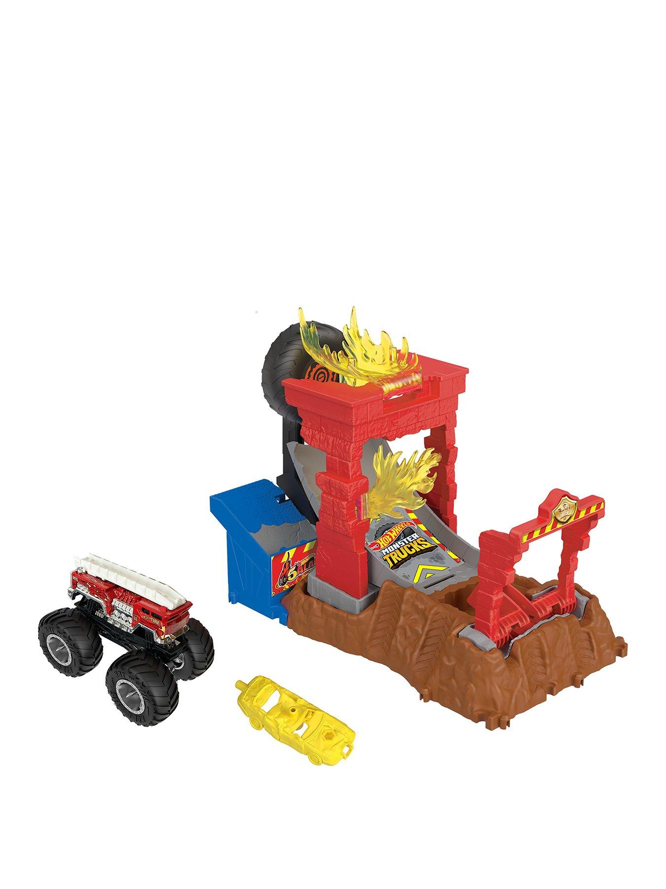 Hot Wheels Monster Trucks Arena Smashers Bone Shaker Ultimate Crush Yard