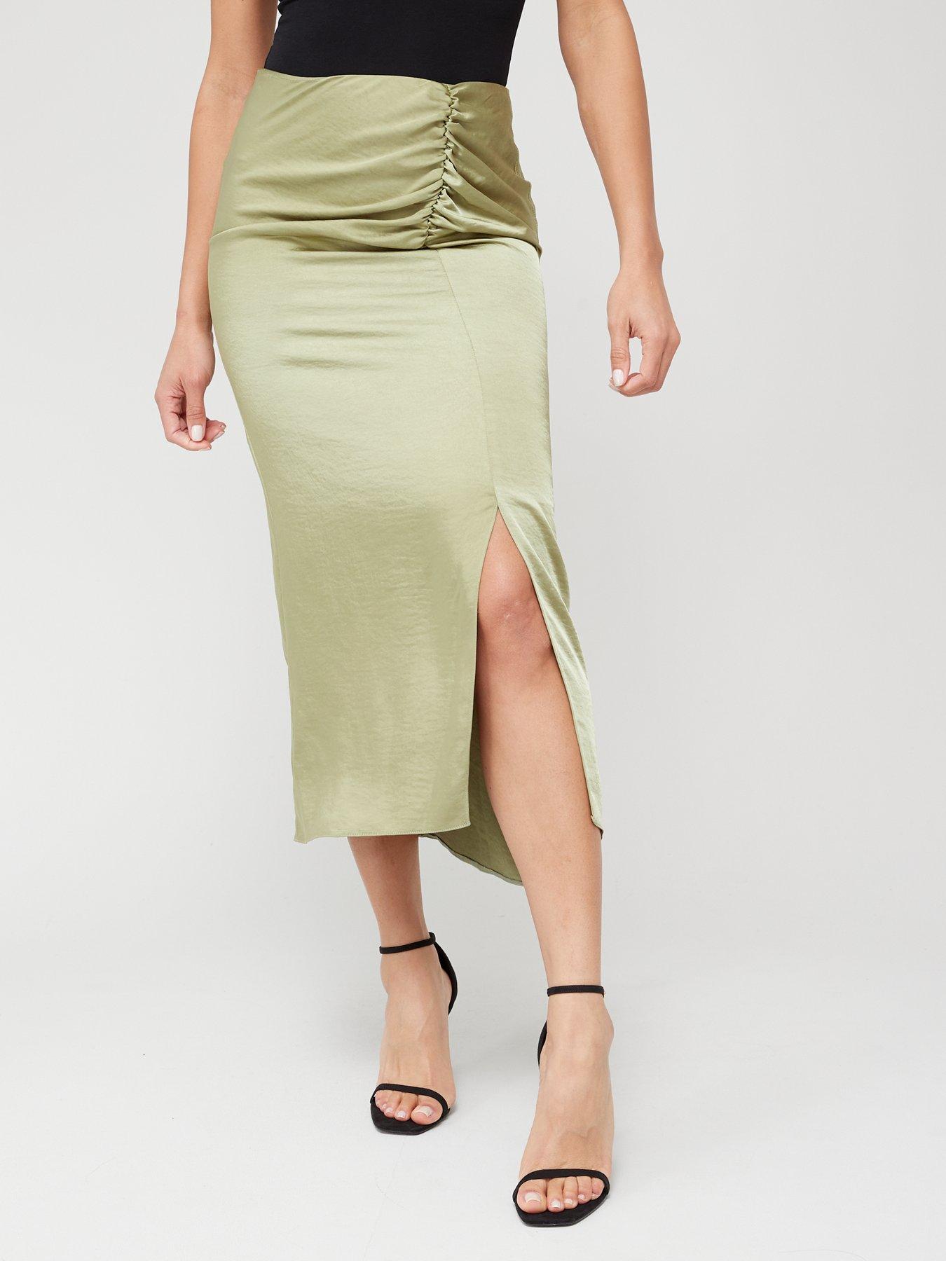 Khaki pencil skirt 7 little words sale