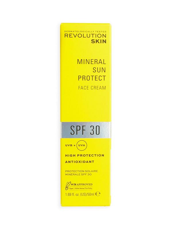 Image 3 of 3 of Revolution Beauty London Revolution Skincare SPF 30 Mineral Protect Sunscreen