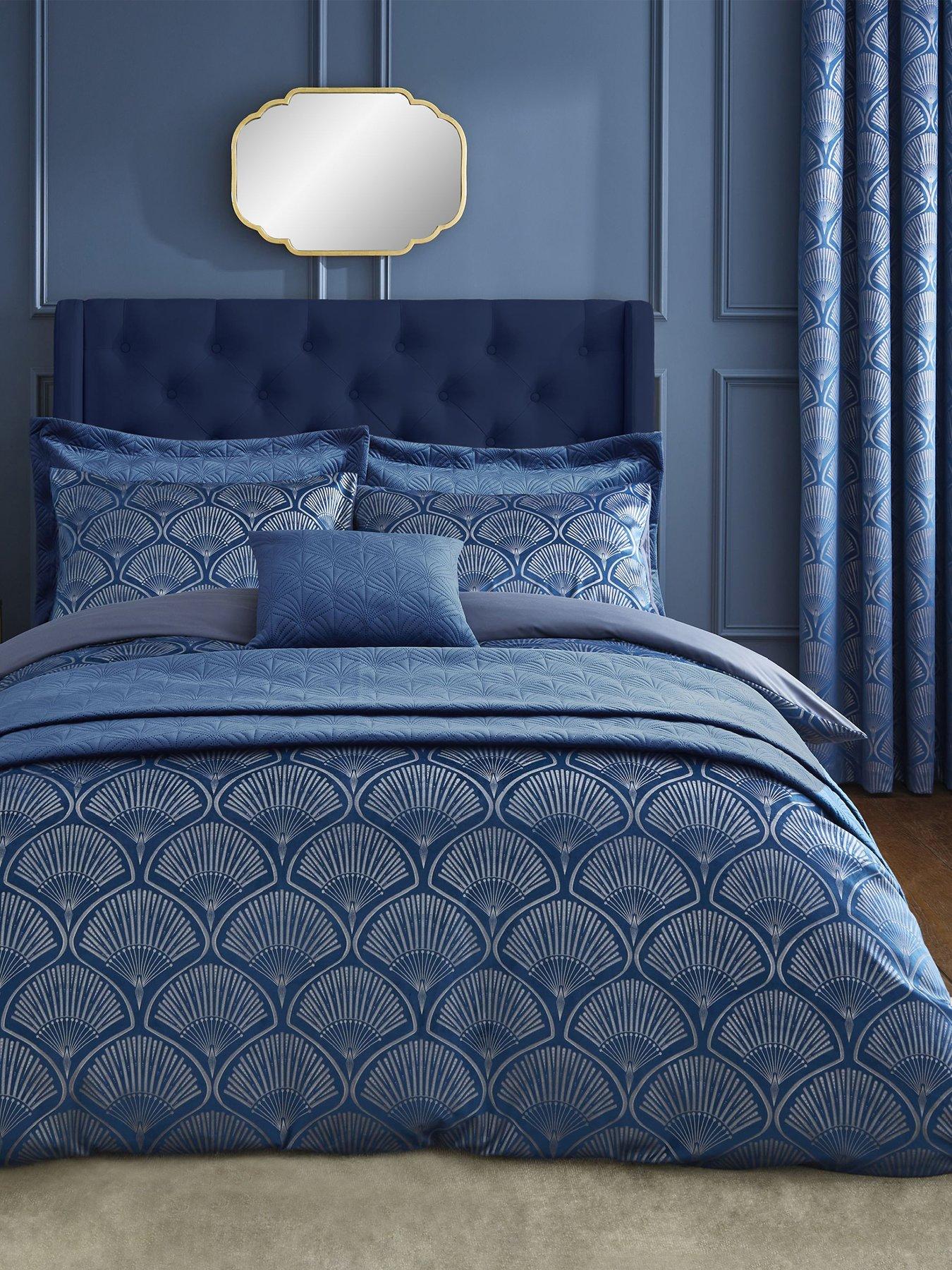 undefined Art Deco Pearl Duvet Cover Set in Navy