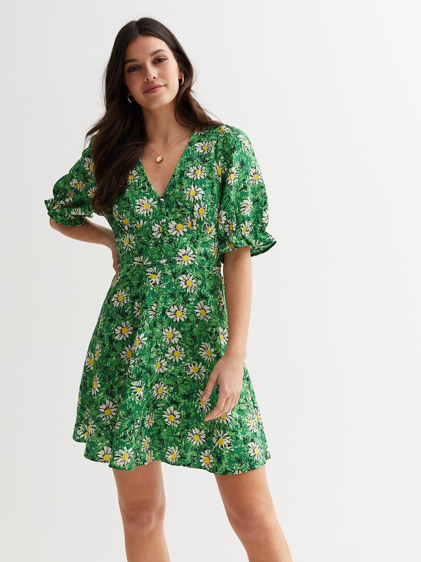 New look floral 2025 tea dress