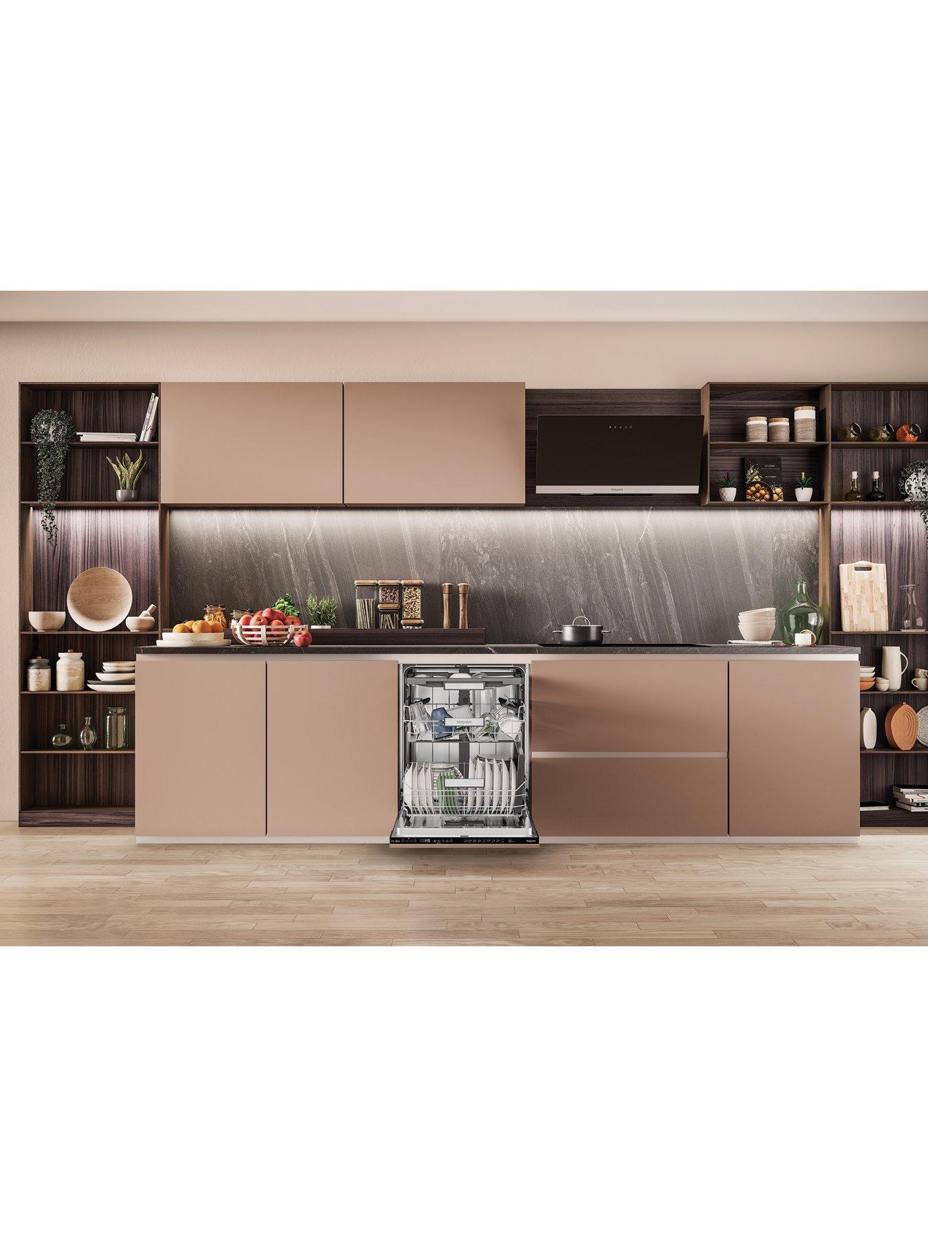 Image 4 of 8 of Hotpoint H7IHP42LUK 15-Place, Built-In Dishwasher - Silver