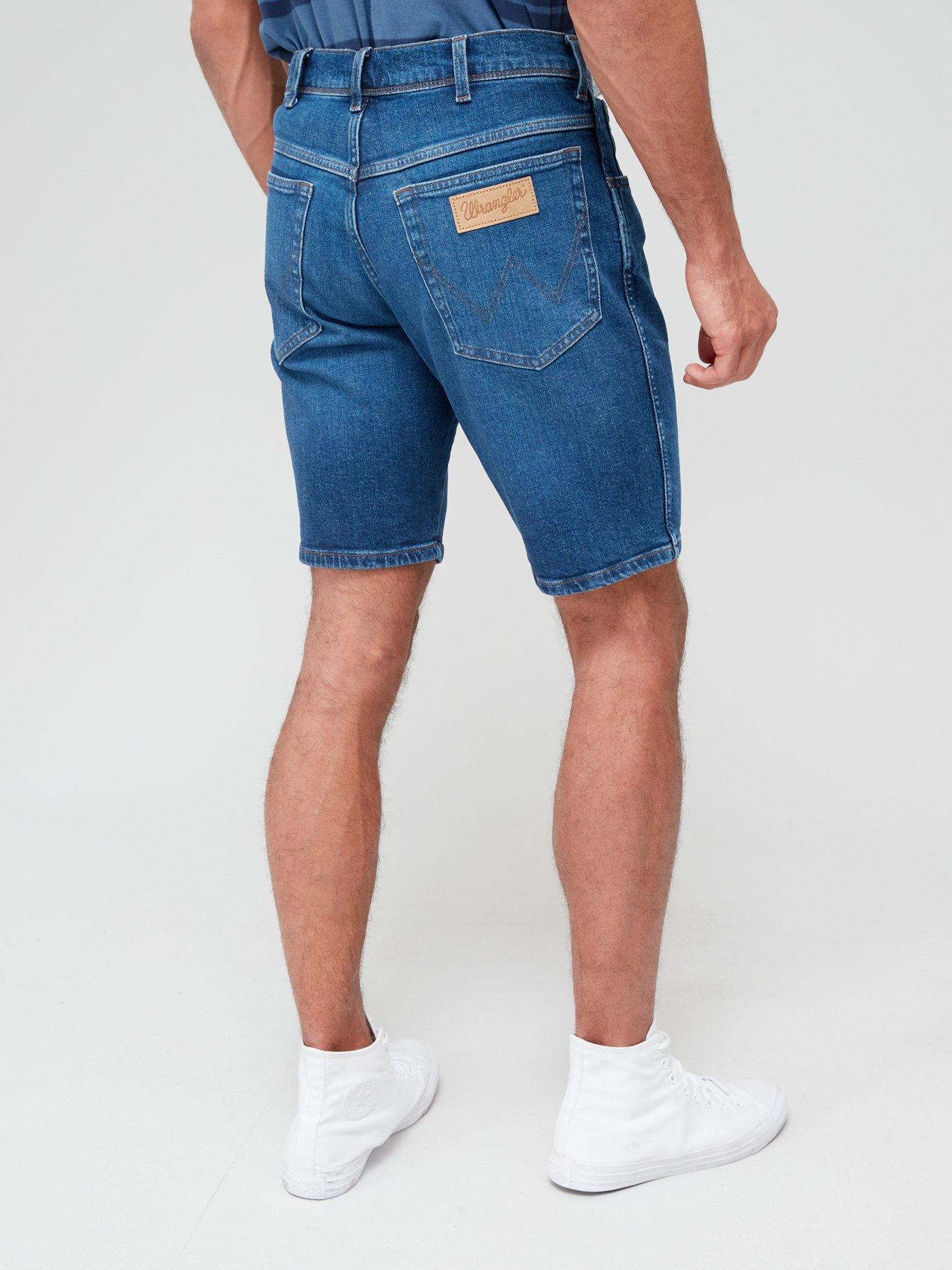 Wrangler regular hot sale fit shorts