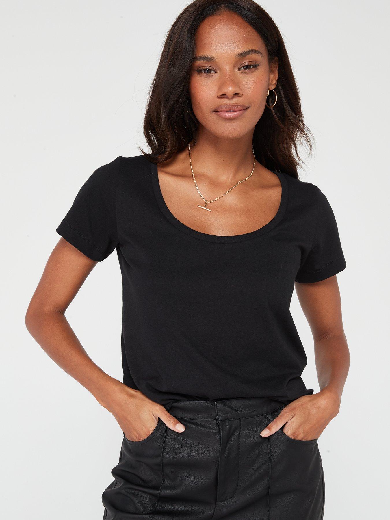 Image 6 of 6 of Everyday The Essential Scoop Neck T-Shirt - Black