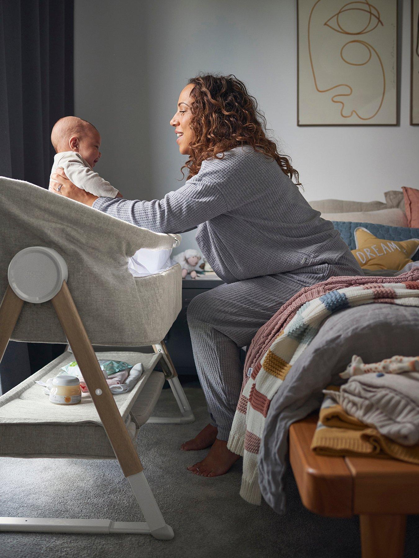 Mamas Papas Lua Bedside Crib Beige Very
