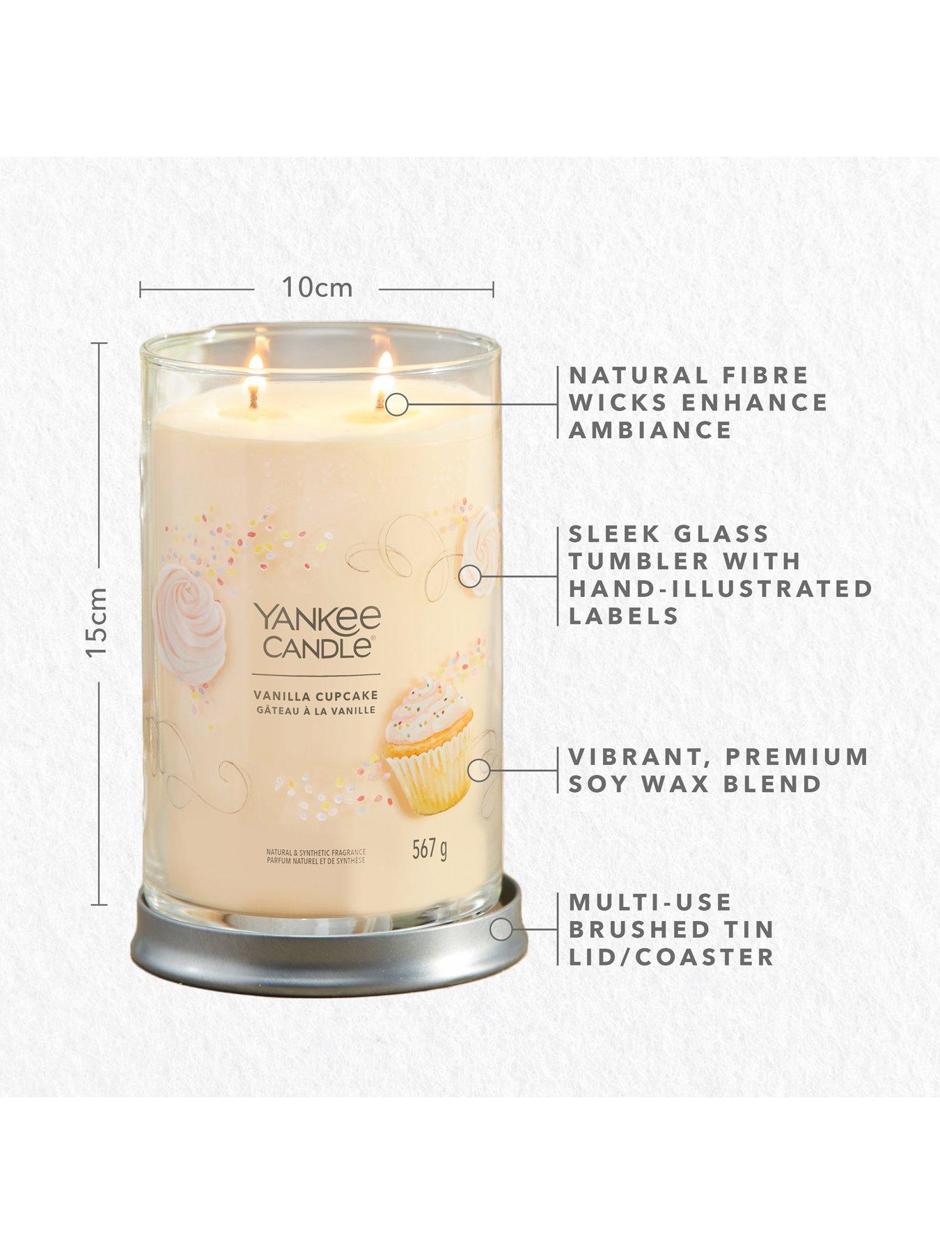 Image 5 of 6 of Yankee Candle Signature Collection Large Tumbler Candle &ndash; Vanilla Cupcake