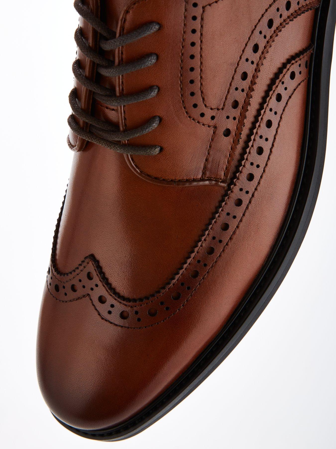 Very brogues sales